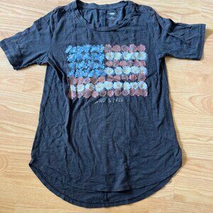 Wild & Free Floral American Flag Graphic Tee – Black – Size S